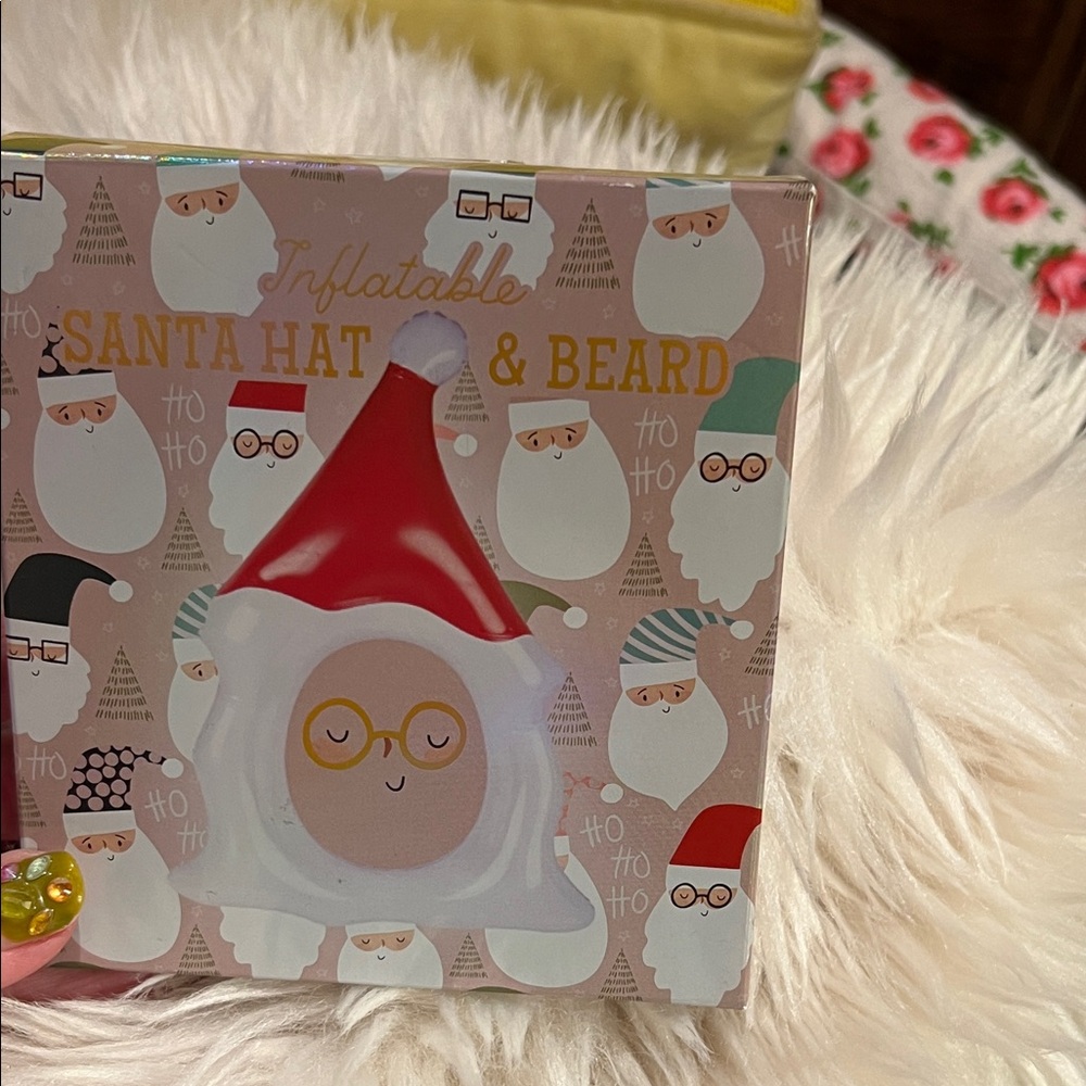 Paper Source Inflatable Santa Hat & Beard - Red and White - Picture 10 of 10